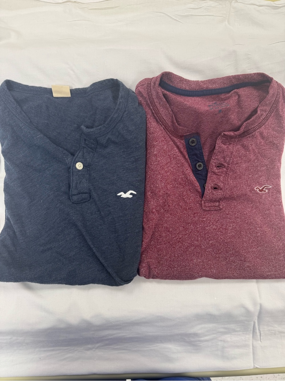 Classic Hollister Y2K Men’s Two-Pack Henley Tees - Navy Blue & Burgundy